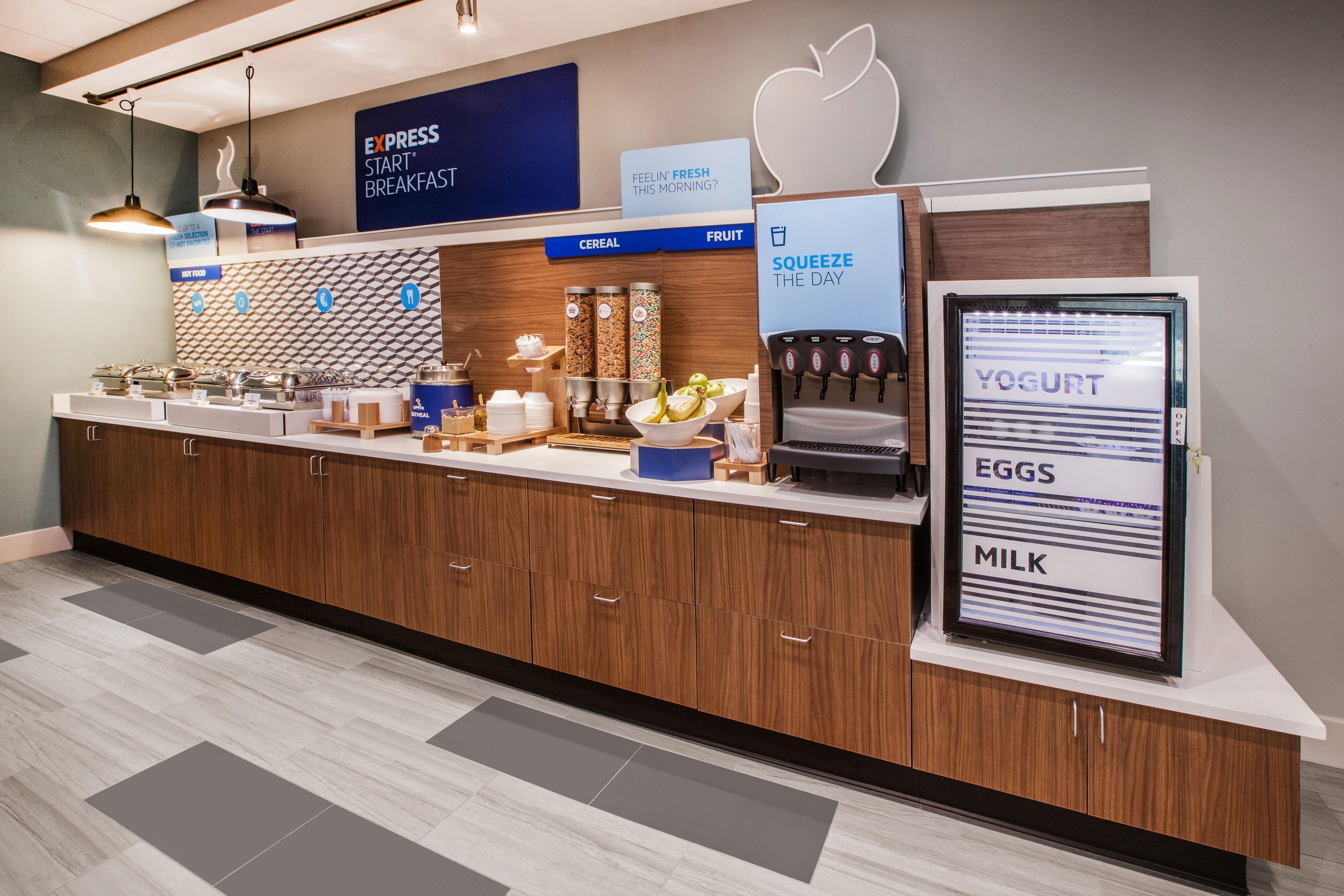Holiday Inn Express & Suites Albany Airport Area - Latham By Ihg Bagian luar foto