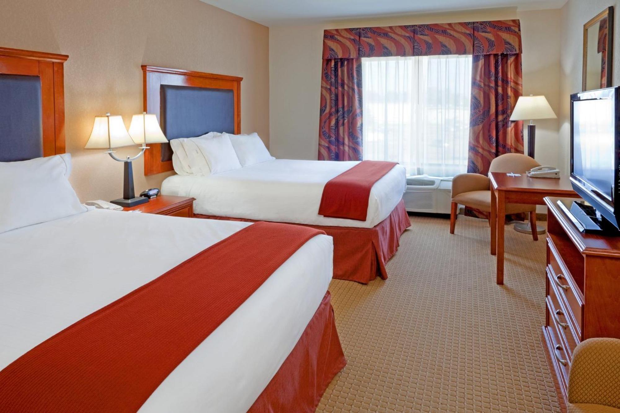 Holiday Inn Express & Suites Albany Airport Area - Latham By Ihg Bagian luar foto