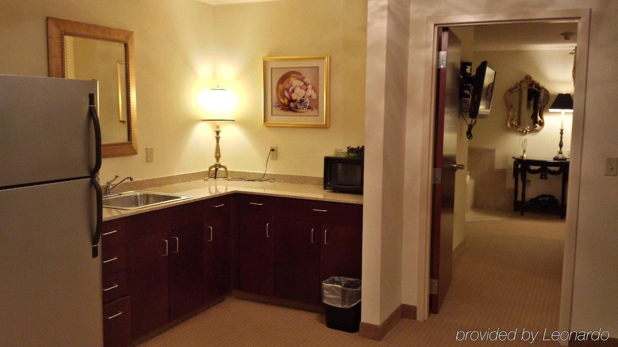 Holiday Inn Express & Suites Albany Airport Area - Latham By Ihg Bagian luar foto